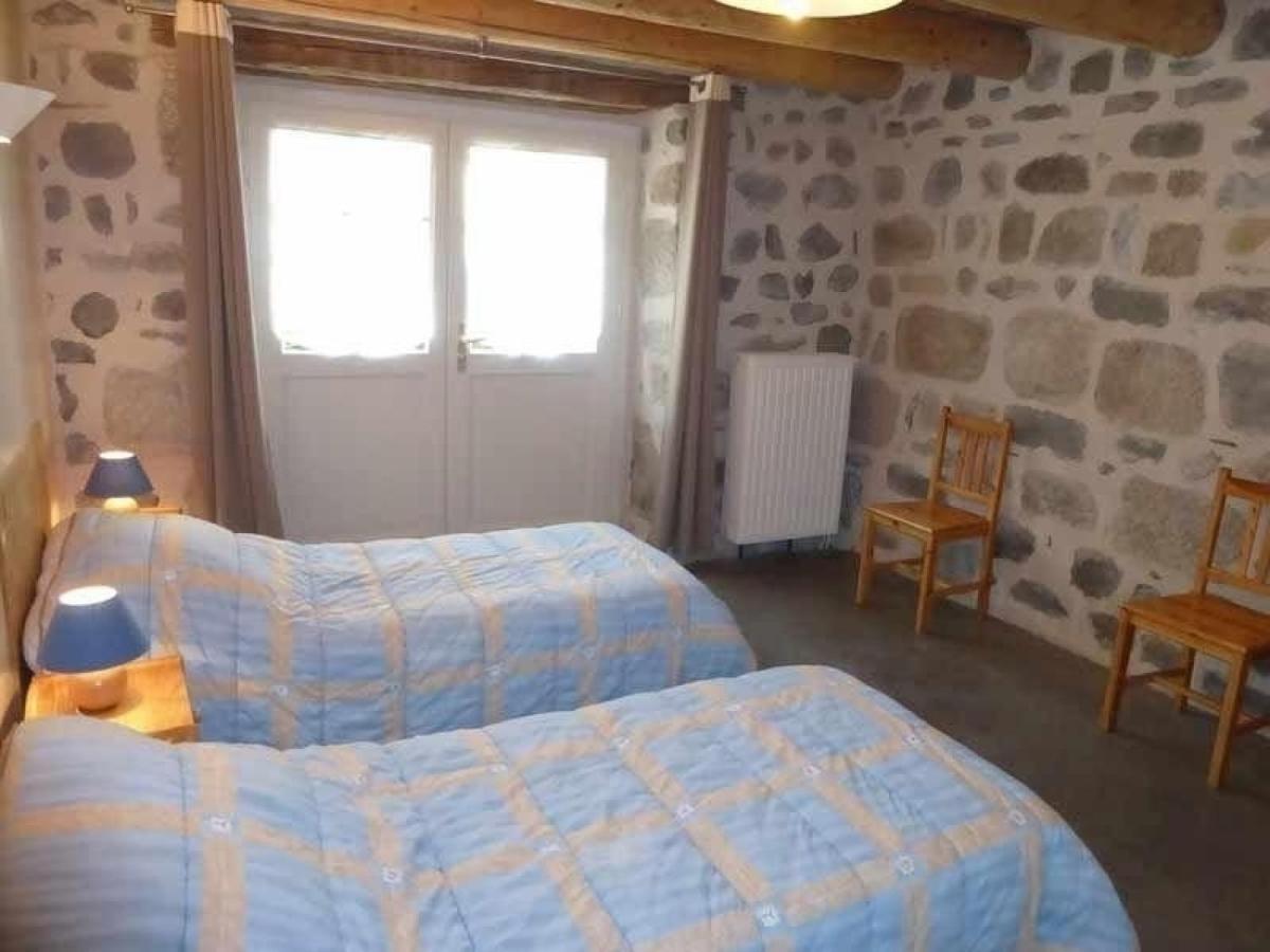 Gite Charmant Pour 8 Pers A Rauret Avec Cheminee, Terrasse Et Acces "Tourisme Et Handicap" - Fr-1-582-186 Екстериор снимка
